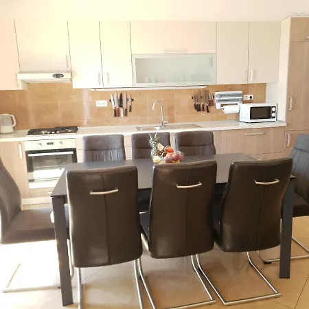 Tomo Apartmán Makarská