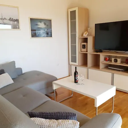 Tomo Apartmán